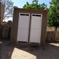 Latrines modernes construites par AFEE