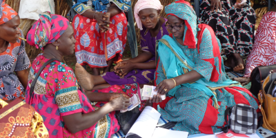 Séances d’octroi de crédit aux groupements de femmes encadrés par AFEE